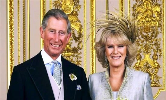 Κάρολος και Καμήλα έρχονται στην Αθήνα με πρόσκληση του Προκόπη Παυλόπουλου